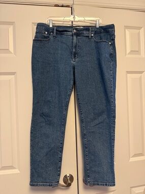 Madewell Women's Straight Leg Stretch Jeans in Blue Denim